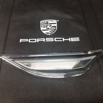 Porsche LED Clear Side Marker Left